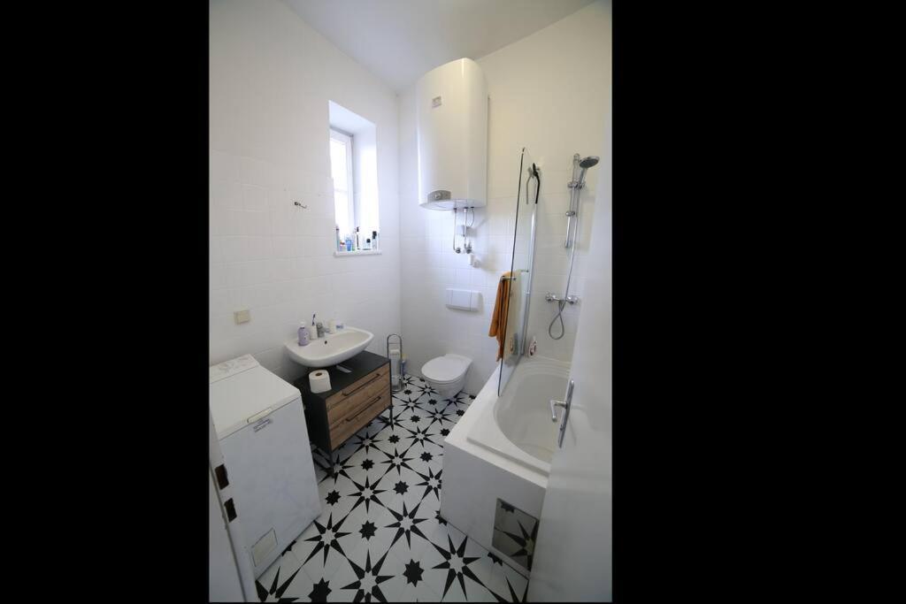 Apartamento Wohnen Im Gruenen Graz Exterior foto